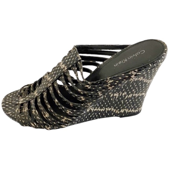Calvin Klein Phillipa Wedge Sandals Black/White/Gray, Slip-On, Size 8 HSH - Picture 12 of 13